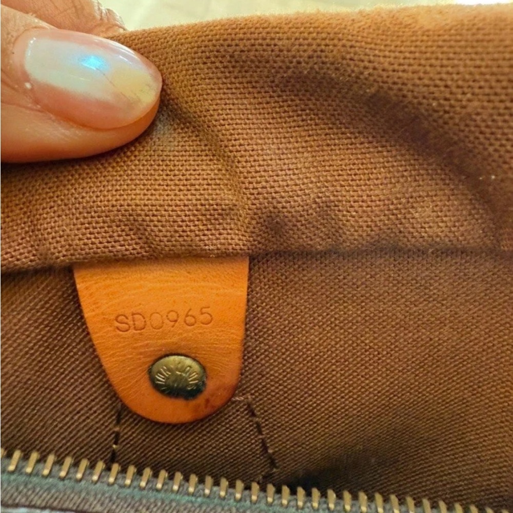 Louis Vuitton Brown Monogram Satchel with Leopard scarf - Picture 9 of 12